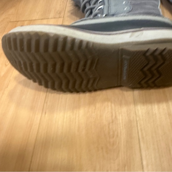 Sorel Joan of Arctic Waterproof Snow Boots - Picture 9 of 11